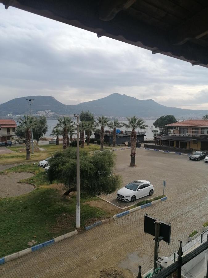 Tashan Otel Foca Exterior photo